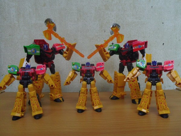 Transformers Adventure ToysRUs Japan Exclusive Geoffrey Prime   In Hand Photos  (12 of 23)